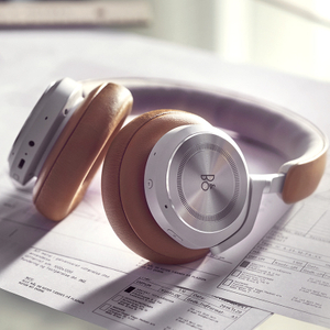Beoplay HX Cómodos auriculares supraaurales inalámbricos ANC